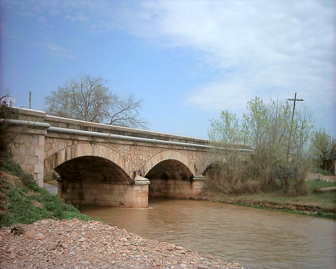 poaza cu Rau rio jiloca