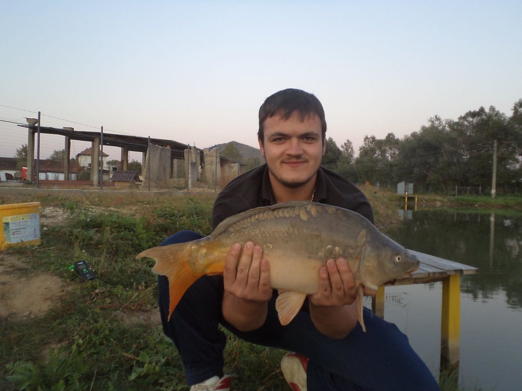 poaza cu Balta Incognito