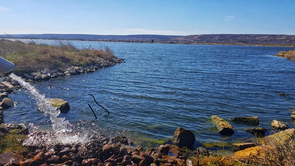 poaza cu Lacul Tuglui