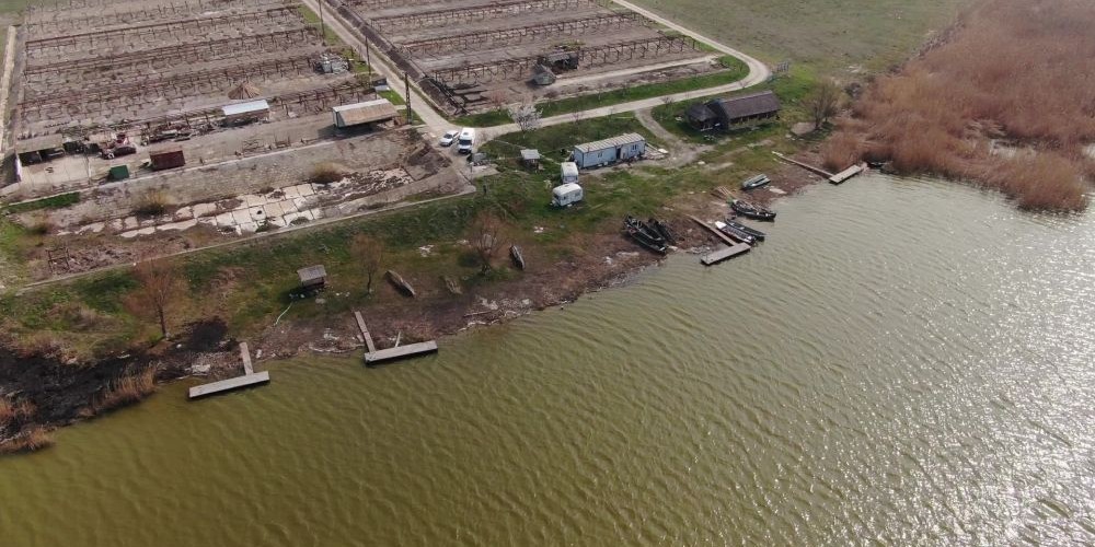 poaza cu Lacul Pietrei